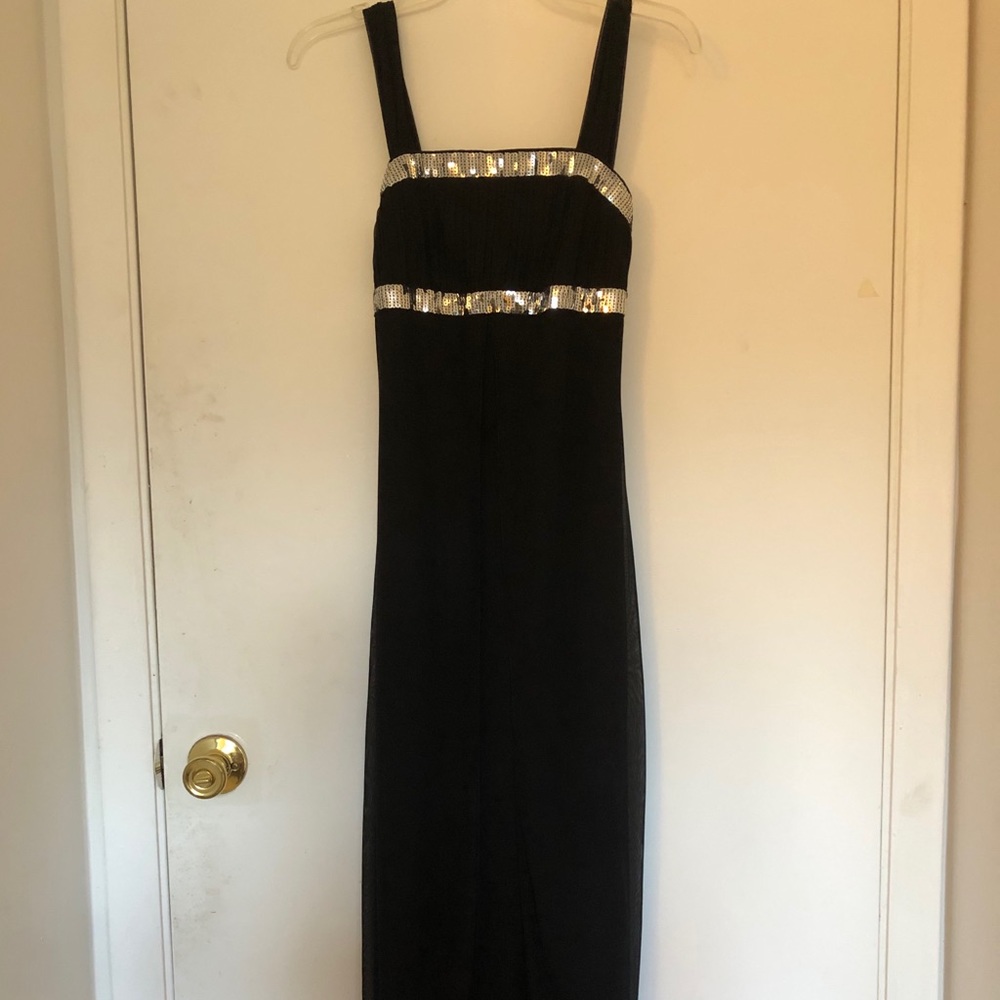 Nikki Mac dress - size small